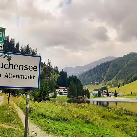 Susis Altenmarkt Lejlighed *